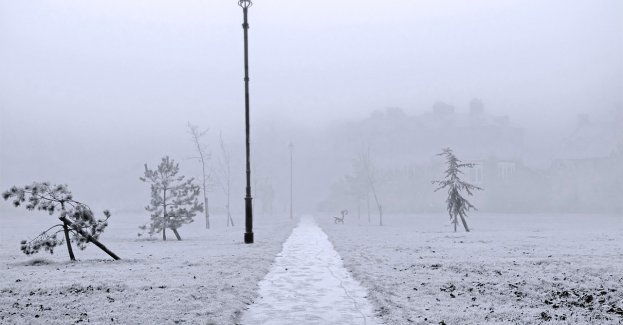 W nocy możliwe oblodzenie dróg i chodników