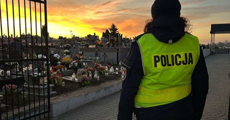 zdjęcie: Lubaczów: Policja wzmacnia służby podczas Wszystkich Świętych / fot. KPP w Lubaczowie Fot. KPP Lubaczów