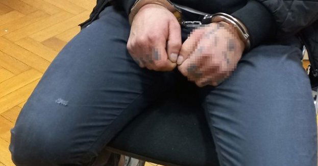 internetowy oszust w rękach policji