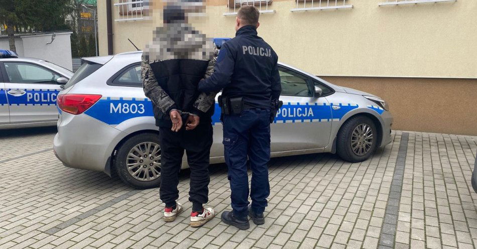 zdjęcie: Zatrzymani po kradzieży 600 litrów oleju napędowego / fot. KPP Zambrów