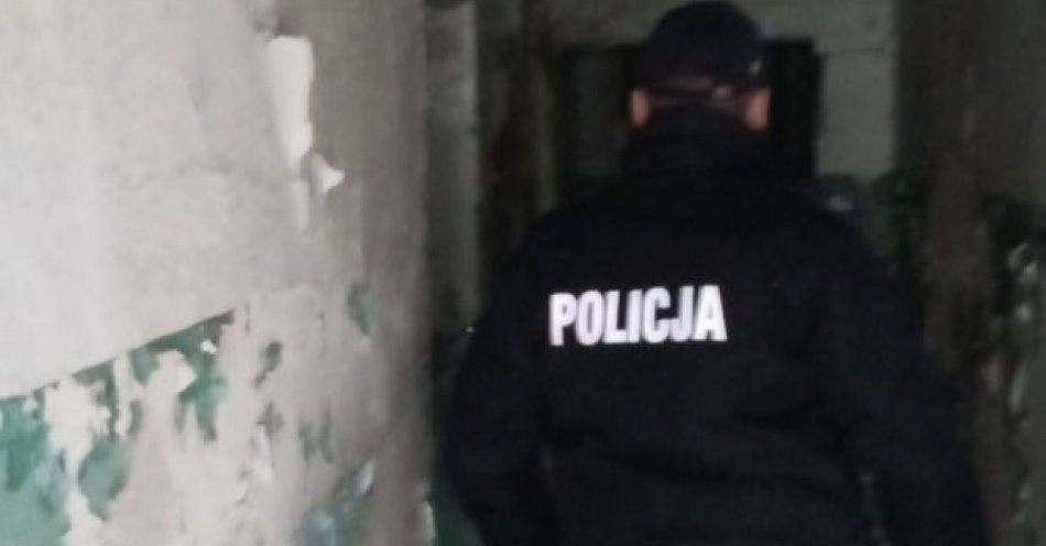zdjęcie: Pomóż bezdomnym przetrwać okres jesienno-zimowy / fot. KWP w Bydgoszczy