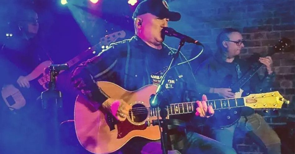 zdjęcie: Piotr Bukartyk & Ajagore - takie lato... w Jastarni! / kupbilecik24.pl / Piotr Bukartyk & Ajagore - takie lato... w Jastarni!
