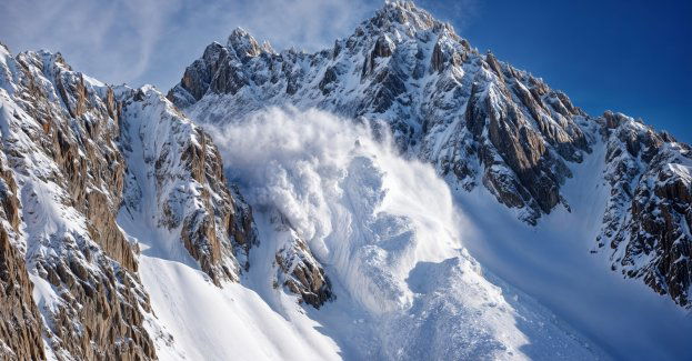 Jedna osoba poszkodowana w wyniku zejścia lawiny pod Rysami
