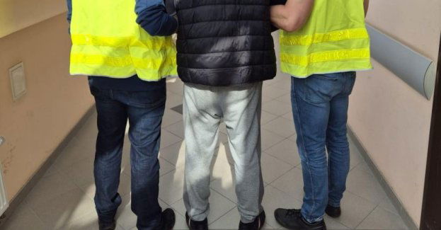 Poznań: złodzieje aut w rękach policji odzyskano 5 samochodów