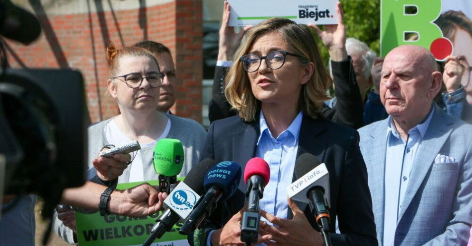 zdjęcie: Ważne, żebyśmy pamiętali o czym mówi konstytucja / fot. PAP