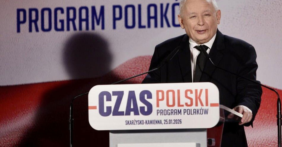 zdjęcie: Sondaż dla „SE”: większość wyborców PiS i ugrupowań Konfederacji za deklaracją współpracy / Skarżysko-Kamienna, 25.01.2026. Prezes Prawa i Sprawiedliwości Jarosław Kaczyński podczas spotkania z mieszkańcami w Klubie Kolejarza Związkowiec w Skarżysku-Kamiennej, 25 bm. Spotkanie odbywa się w ramach trasy ph. „Czas Polski. Program Polaków”. (awol) PAP/Adam Kumorowicz