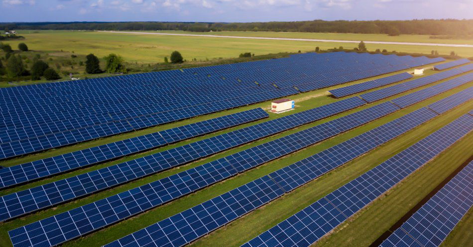 zdjęcie: Energa zbuduje farmę fotowoltaiczną w gminie Kościerzyna / v6904745