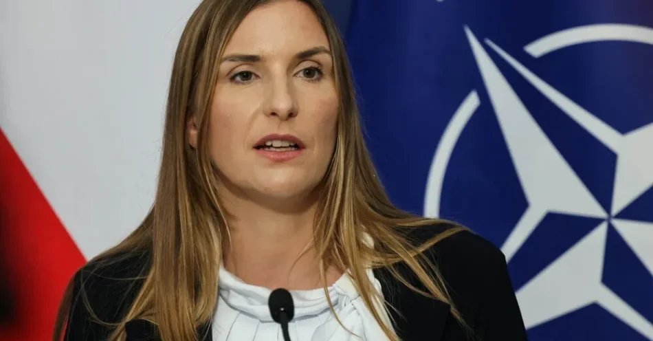 zdjęcie: Sobkowiak-Czarnecka: generał Maksymiuk szefem Departamentu Polityki Zbrojeniowej MON / Warszawa, 10.06.2026. Pełnomocnik Rządu do spraw Instrumentu na rzecz Zwiększenia Bezpieczeństwa Europy Magdalena Sobkowiak-Czarnecka podczas briefingu prasowego w siedzibie MON w Warszawie, 10 bm. (sko) PAP/Albert Zawada
