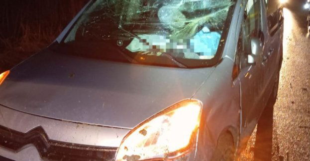 Dachowanie Citroena w Poniatowej