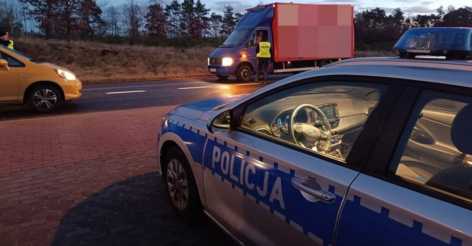 zdjęcie: Policjanci sprawdzali trzeźwość kierowców po Nowym Roku / fot. KPP w Nakle nad Notecią