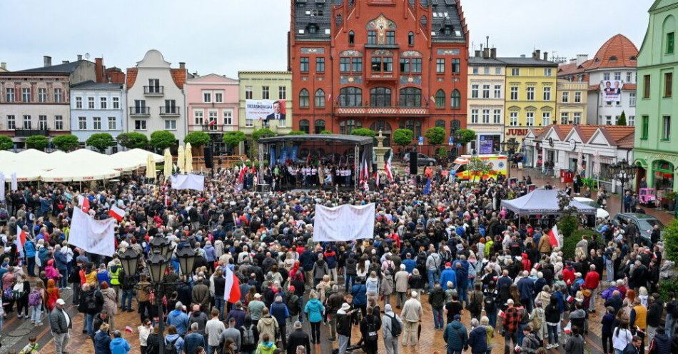 zdjęcie: W tych wyborach chodzi o to, by postawić na pewność, spokój i uczciwość / fot. PAP