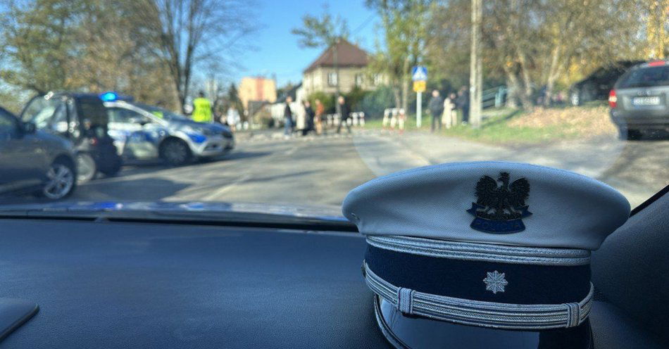 zdjęcie: Jaworzniccy policjanci podsumowują działania Wszystkich Świętych / fot. KMP w Jaworznie