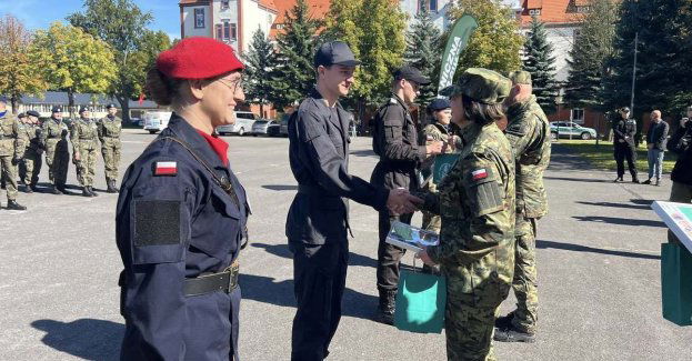 Sukces uczniów klas mundurowych z Miejskiej Górki