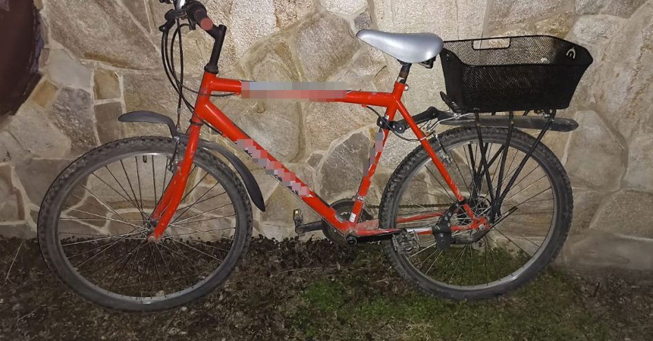 zdjęcie: Nietrzeźwi rowerzyści z Sadurk ukarani wysokimi mandatami / fot. KPP Puławy