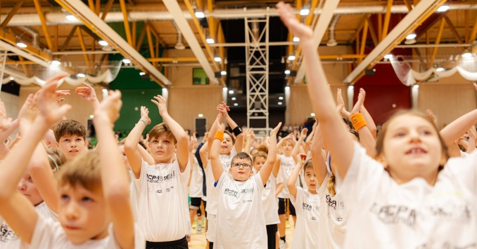 zdjęcie: Sport i inspiracja na najwyższym poziomie. Kacper Lachowicz zaprosił na niezwykłe zajęcia / fot. nadesłane