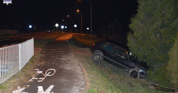Śmiertelny wypadek w Białobrzegach. Zmarł 83-letni pasażer Volkswagena
