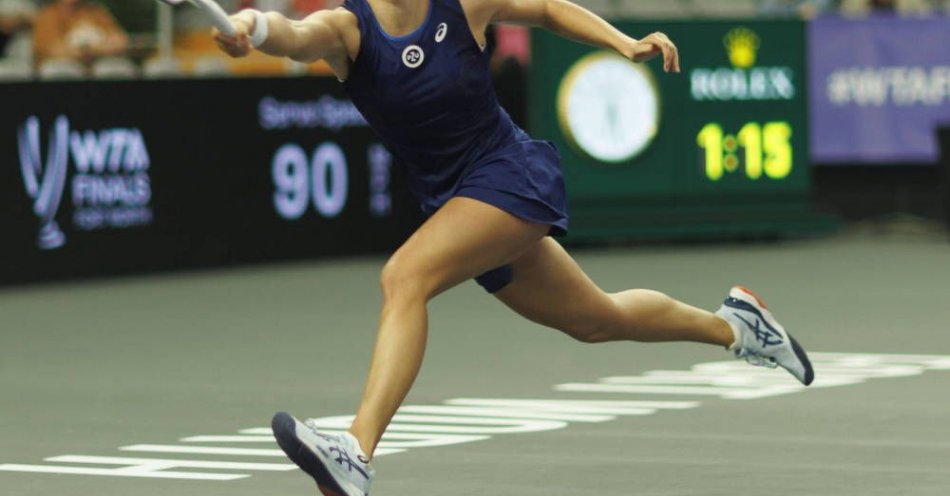 zdjęcie: WTA Finals - Iga Świątek zaczęła od wygranej z Kasatkiną / fot. PAP