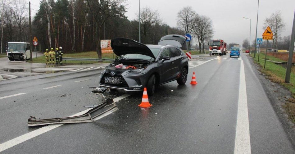 zdjęcie: Groźnie na „czwórce” / fot. KMP w Tarnowie