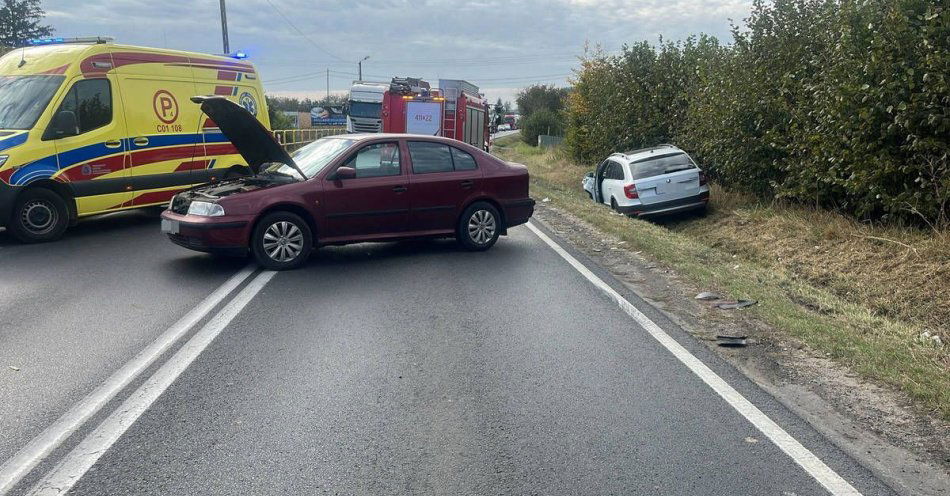 zdjęcie: Zderzenie dwóch pojazdów na ul. Sądowej / fot. KPP Brodnica