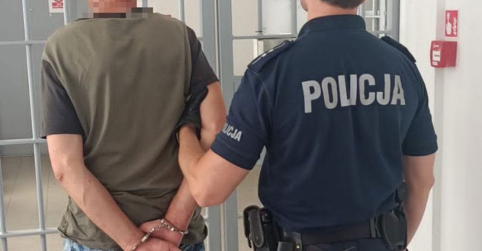 zdjęcie: Poszukiwany 53-letni mieszkaniec powiatu trzebnickiego trafił za więzienne kraty / fot. KPP w Trzebnicy