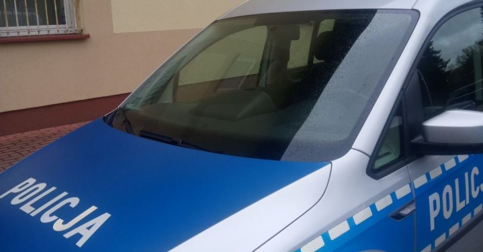 zdjęcie: Uwaga kierowcy i piesi: deszcz zwiększa ryzyko na drogach / fot. KPP w Sanoku