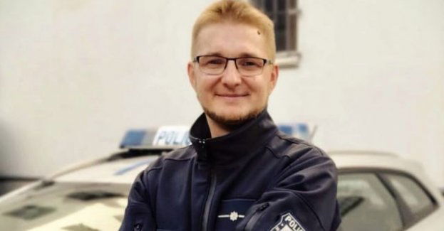 W aucie przewoził niespełna 1,5-roczne dziecko, mimo tego postanowił uciekać przed Policją. Kierowany przez mężczyznę pojazd uderzył w latarnie i zjec