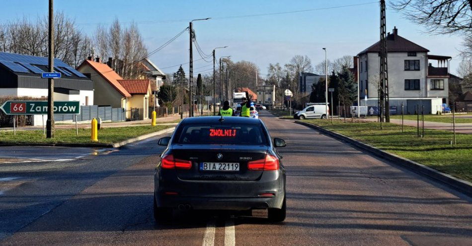 zdjęcie: Kolejny dzień zabezpieczamy zgromadzenie / fot. KPP Bielsk Podlaski