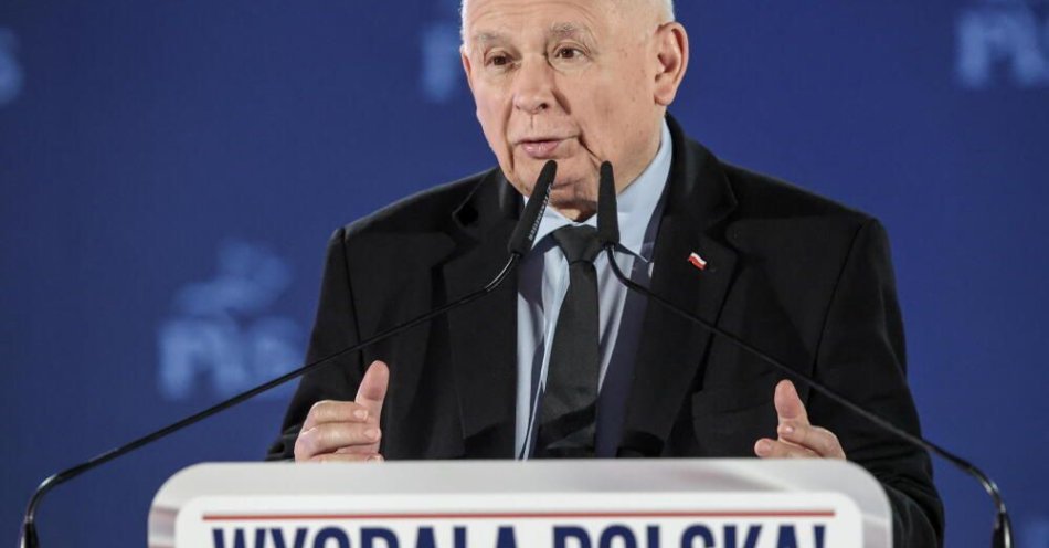 zdjęcie: Polska potrzebuje nowej konstytucji / fot. PAP