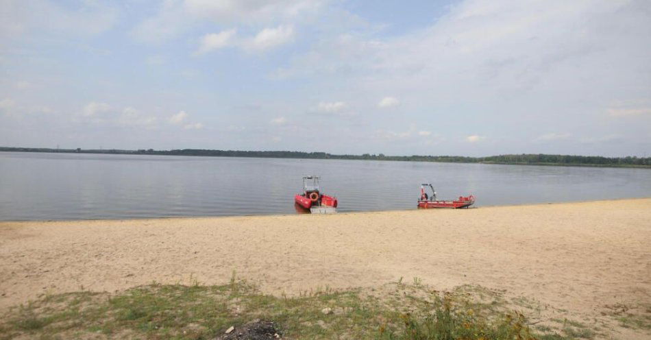 zdjęcie: Wojewoda śląski wydał zakaz korzystania z odcinka rzeki Kłodnicy / fot. PAP