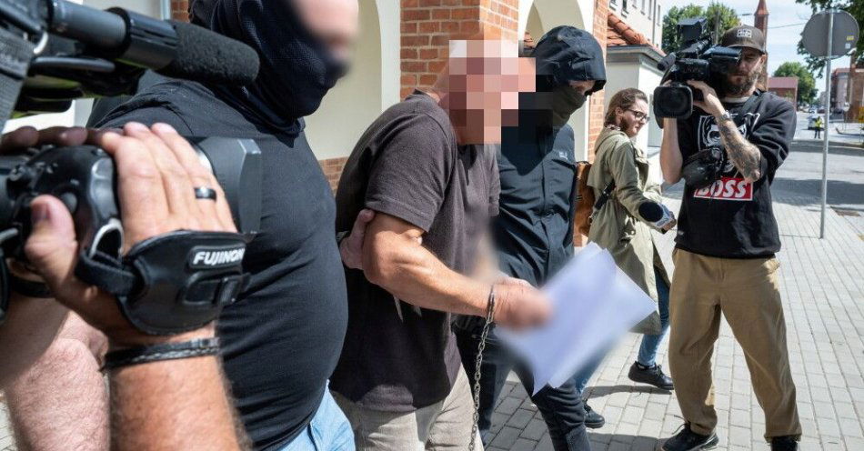 zdjęcie: Sąd aresztował podejrzanego o usiłowanie zabójstwa pięciu osób przez potrącenie autem / fot. PAP