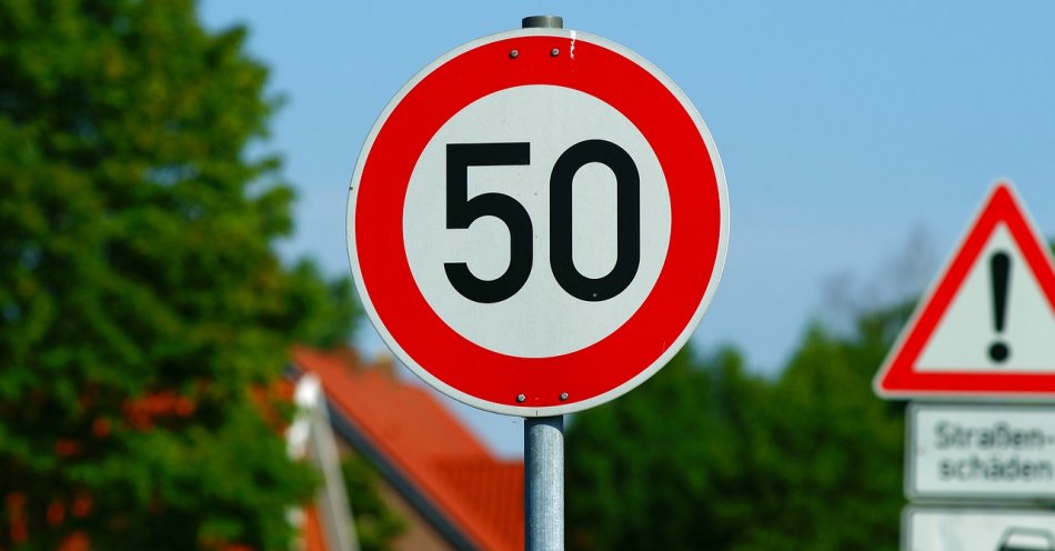 zdjęcie: Jechała 115 km/h na obowiązującej pięćdziesiątce – poniosła konsekwencje / pixabay/3555701