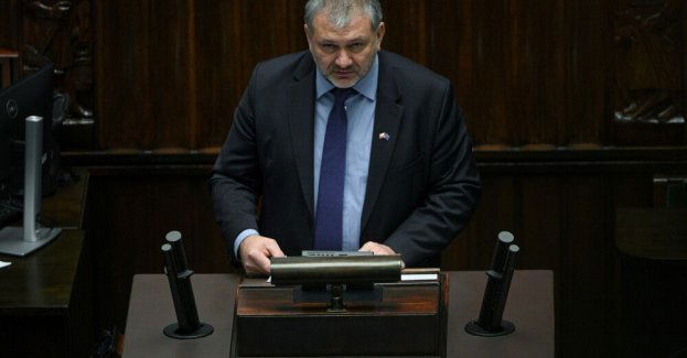 Szef MS ws. projektu praworządnościowego: TK, KRS, SN i sądy były poddane niszczycielskiej presji