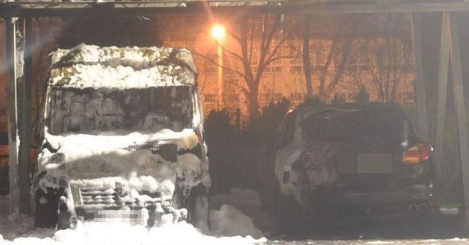 zdjęcie: Zatrzymano podejrzanych o podpalenie trzech aut w Biłgoraju / fot. KPP Biłgoraj