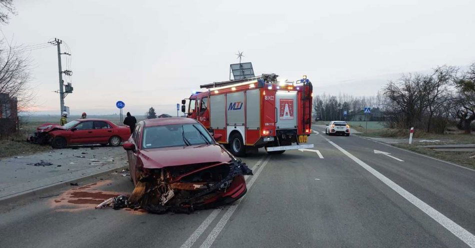 zdjęcie: Zderzenie dwóch osobówek / fot. KPP Lublin