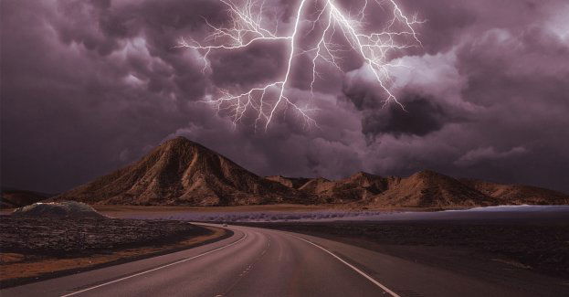 Poszkodowani podczas burzy na Giewoncie poszukiwani; TOPR tworzy standardy akcji