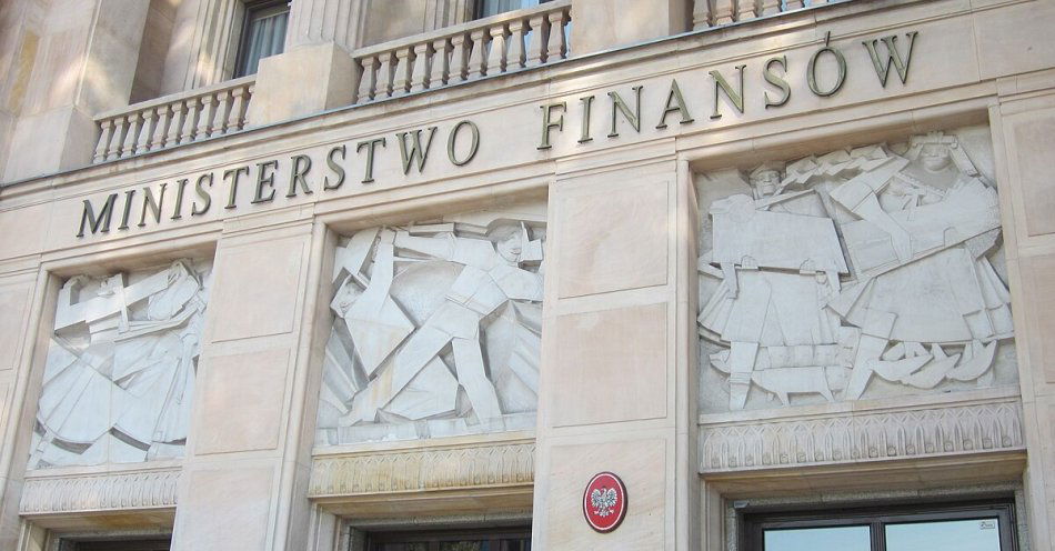 zdjęcie: Rząd idzie w zaparte w sprawie e-papierosów. Całkowicie rozreguluje rynek tych produktów / fot. nadesłane / Biznes Alert