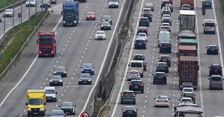 zdjęcie: Pakiet zmian dotyczących bezpieczeństwa na drogach to rewolucja / fot. PAP