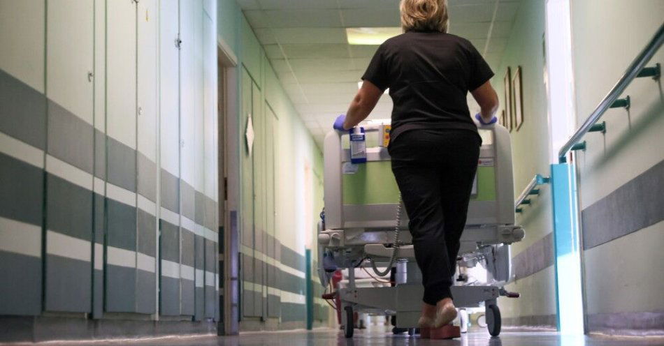 zdjęcie: NFZ otrzymał dodatkowe 320 mln zł dotacji z Ministerstwa Zdrowia / Warszawa, 24.01.2025. Dziecięcy Szpital Kliniczny UCK WUM w Warszawie gdzie, 24 bm. odbyła się konferencja prasowa z okazji Ogólnopolskiego Dnia Transplantacji. (aldg) PAP/Leszek Szymański