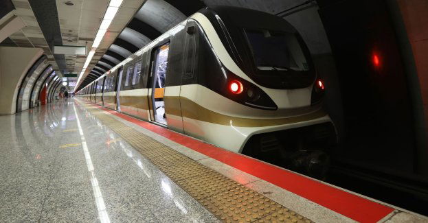 Prace w metrze na linii M1 - ruszy komunikacja zastępcza