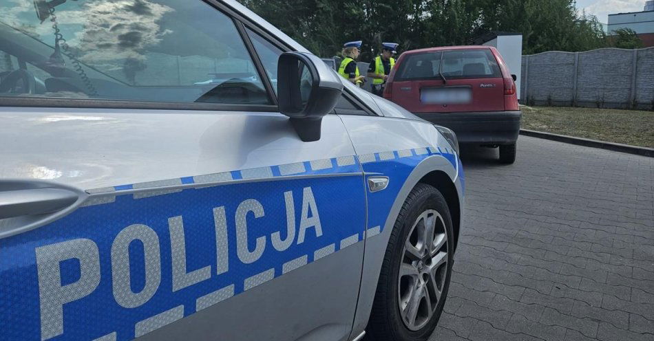 zdjęcie: Nie ustąpił pierwszeństwa pieszemu na przejściu, reakcja policjantów była natychmiastowa / fot. KPP Krosno Odrzańskie