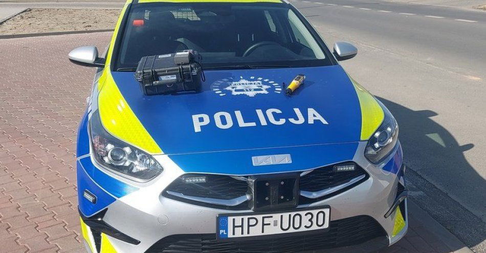 zdjęcie: Kontrole pasów bezpieczeństwa - policjanci pod lupę wzięli kierowców i pasażerów / fot. KPP w Wieruszowie