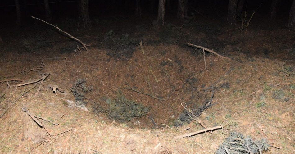 zdjęcie: Traficzny finał wybuchu bomby lotniczej / fot. KPP w Sochaczewie