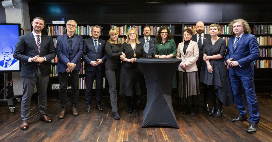 zdjęcie: Nagroda im. Prezydenta Pawła Adamowicza dla Marka Nazarko oraz mieszkańców gminy Michałowo / fot. nadesłane