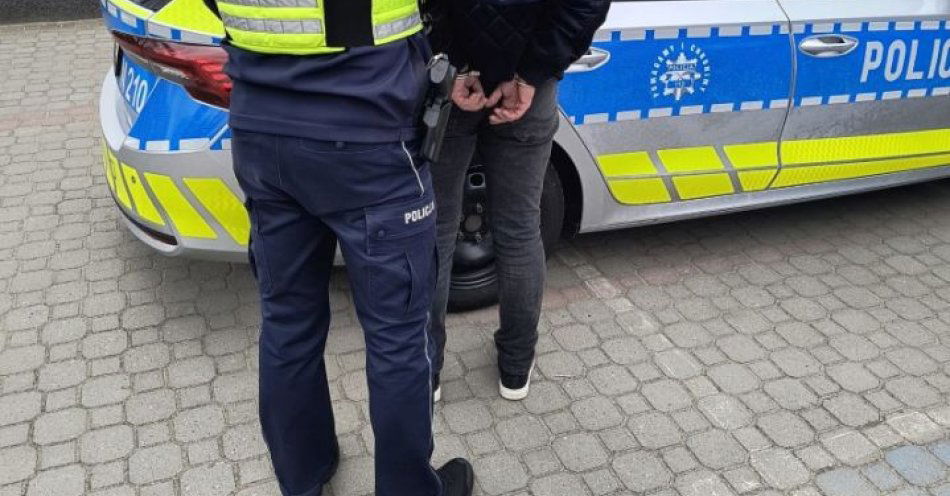 zdjęcie: Pożyczył samochód i wsiadł po alkoholu Policja go zatrzymała / fot. KMP w Gdyni