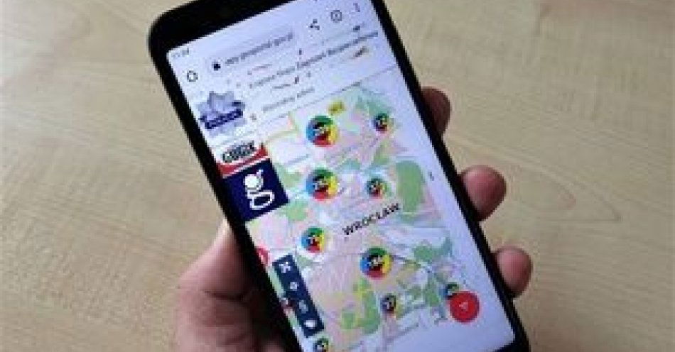 zdjęcie: Dzięki Krajowej Mapie Zagrożeń Bezpieczeństwa kontakt z Policją jest maksymalnie uproszczony. Nie musisz osobiście przychodzić na komisariat / fot. KMP w Wrocławiu