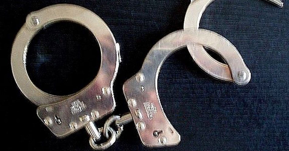 zdjęcie: Żeby nie trafić do więzienia ukrył się na balkonie sąsiadki / fot. KPP Puławy