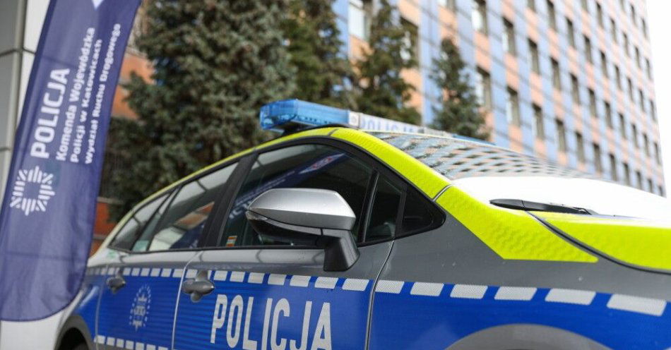 zdjęcie: Nocna jazda wąskotorówką i wizyta w komendzie policji w Noc Muzeów / fot. PAP