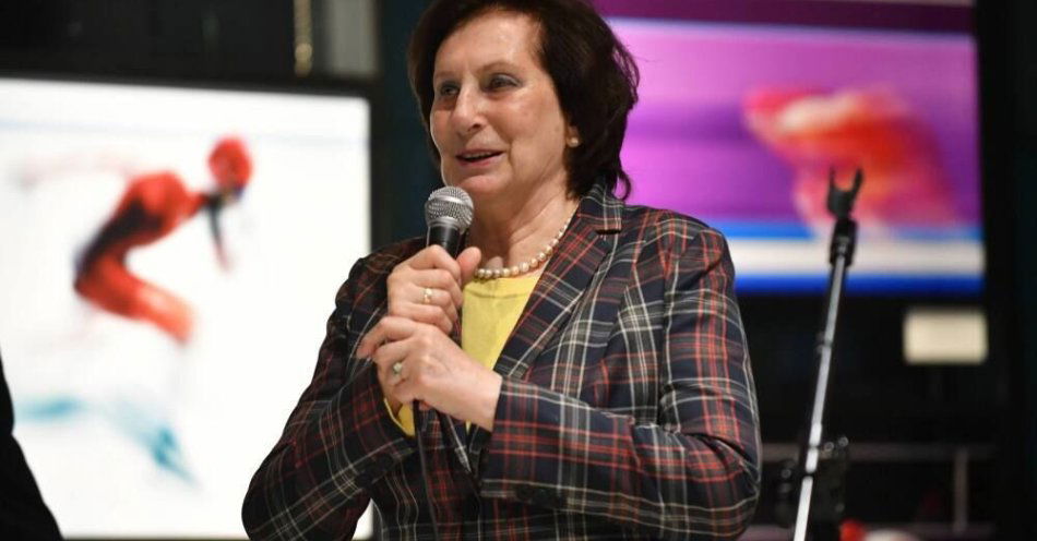 zdjęcie: W niedzielę w Międzyzdrojach odsłonięcie pierwszego w Polsce pomnika Ireny Szewińskiej / fot. PAP