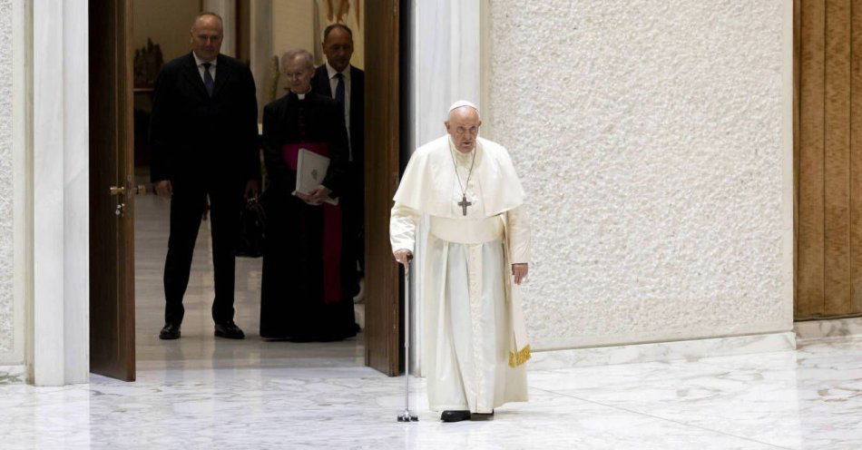 zdjęcie: Papież wyruszył w podróż do Mongolii / fot. PAP