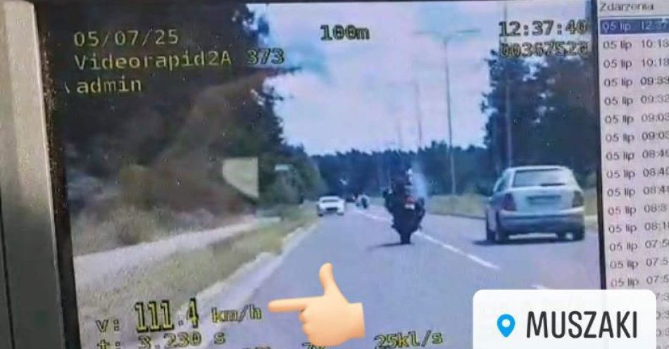 zdjęcie: 111 km/h przez Muszaki to zdecydowanie za szybko / fot. KPP w Nidzicy